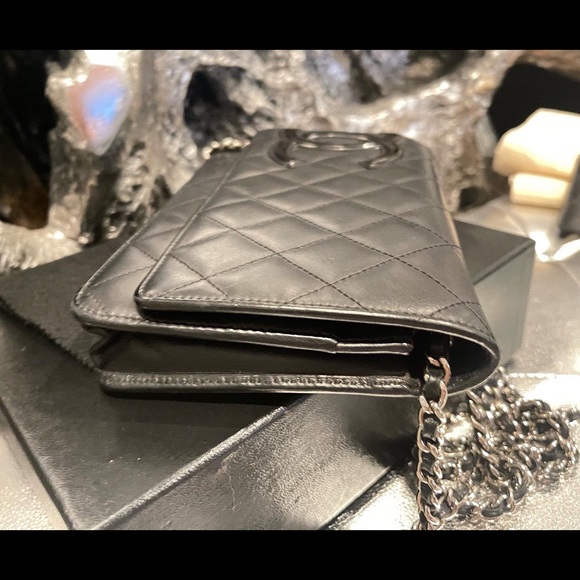 Chanel Wallet on Chain WOC Crossbody - Picture 7 of 9